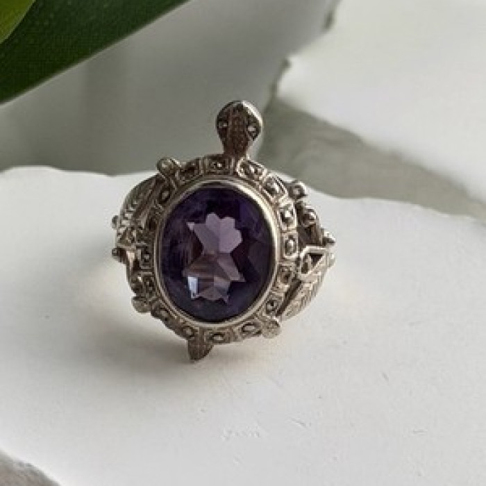 925 Sterling Silver Turtle Amethyst & Marcasite Ring Size 6