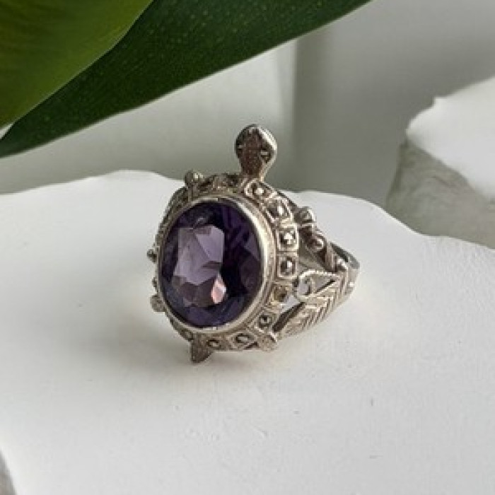 925 Sterling Silver Turtle Amethyst & Marcasite Ring Size 6