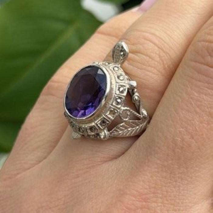 925 Sterling Silver Turtle Amethyst & Marcasite Ring Size 6