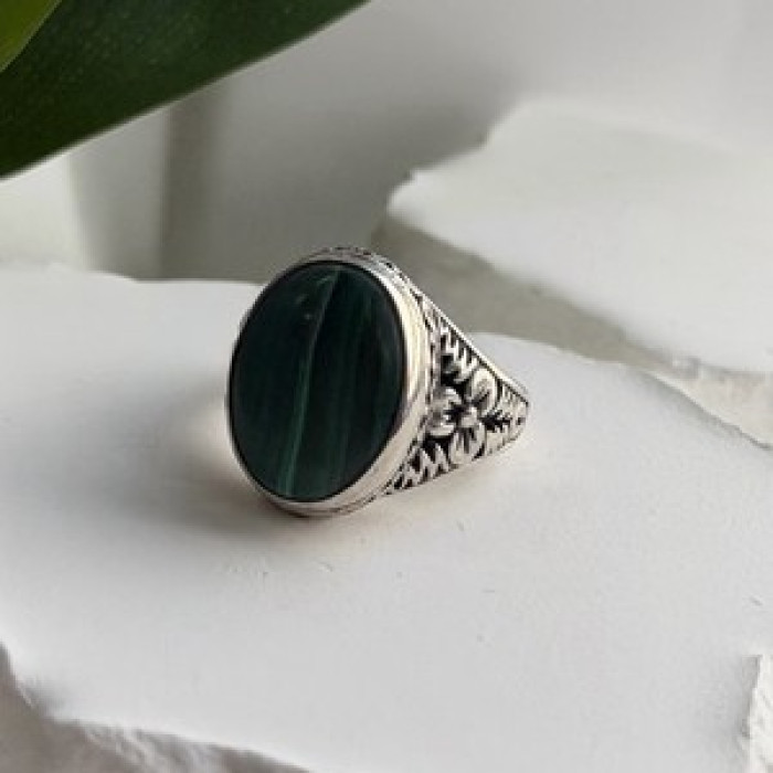 Vintage 925 Sterling Silver Malachite Ring Size 7