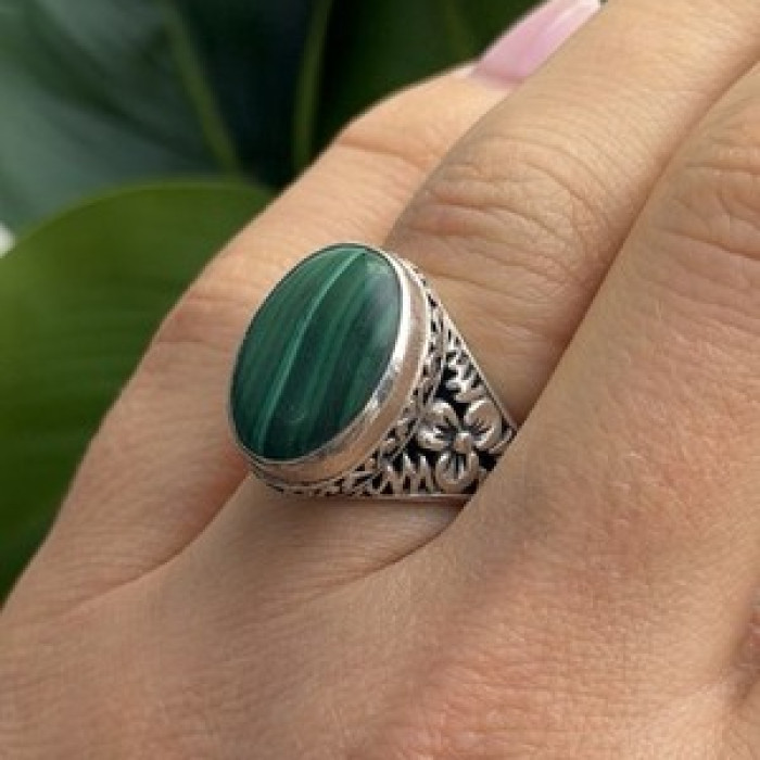 Vintage 925 Sterling Silver Malachite Ring Size 7