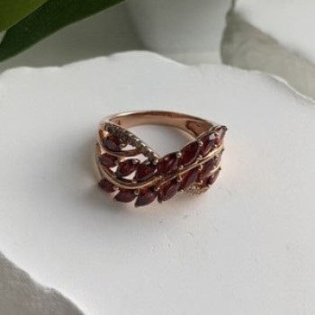 925 Sterling Silver Rose Gold Plated Garnet & Beryl Ring Size 7