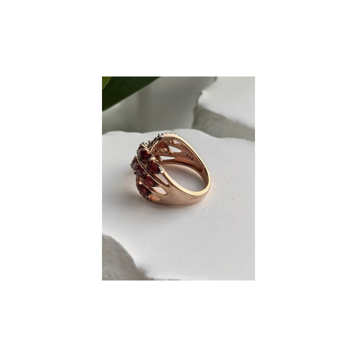 925 Sterling Silver Rose Gold Plated Garnet & Beryl Ring Size 7