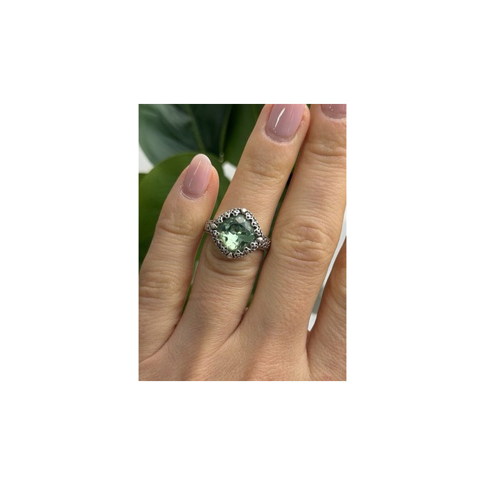925 Sterling Silver Cushion-Cut Green Peridot Ring Size 5.5