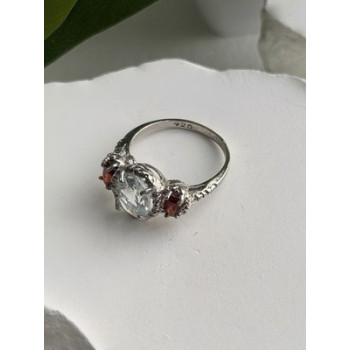 925 Sterling Silver Beryl & Garnet Ring Size 6.5