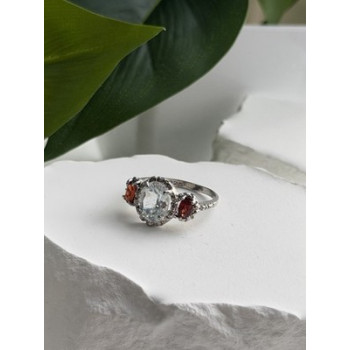 925 Sterling Silver Beryl & Garnet Ring Size 6.5