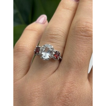 925 Sterling Silver Beryl & Garnet Ring Size 6.5