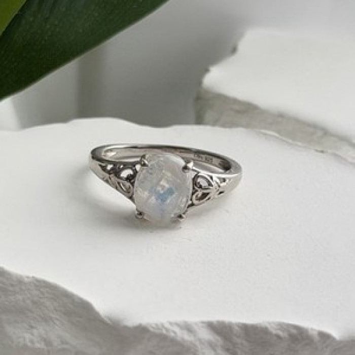 Djoy 925 Sterling Silver Moonstone Ring Size 9