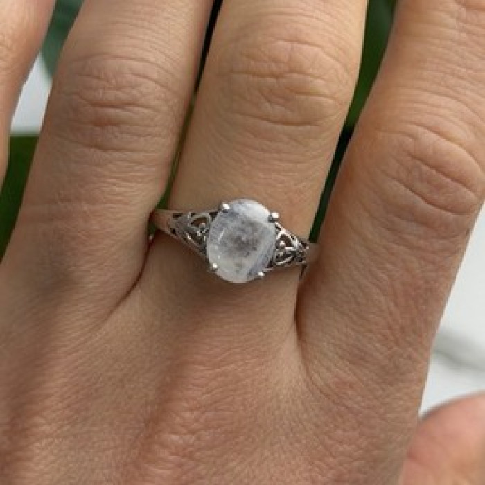 Djoy 925 Sterling Silver Moonstone Ring Size 9