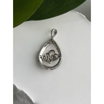 925 Sterling Silver Diamond 0.09 ctw Heart Pendant