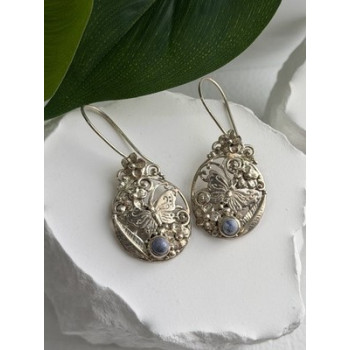 Beautiful Vintage 925 Sterling Silver Pearl Earrings