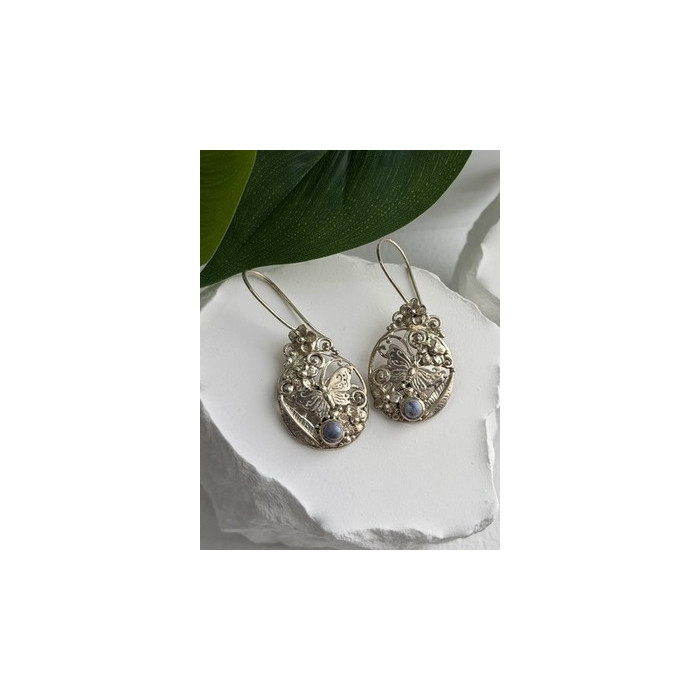 Beautiful Vintage 925 Sterling Silver Pearl Earrings