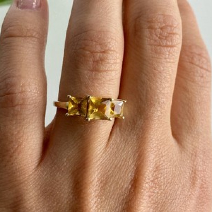 10K Yellow Gold Heliodor Ring Size 7.25