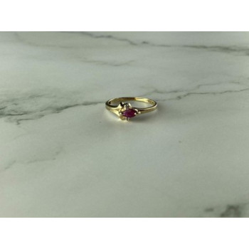 10K YELLOW GOLD RUBY & DIAMONDS RING SIZE 6.75