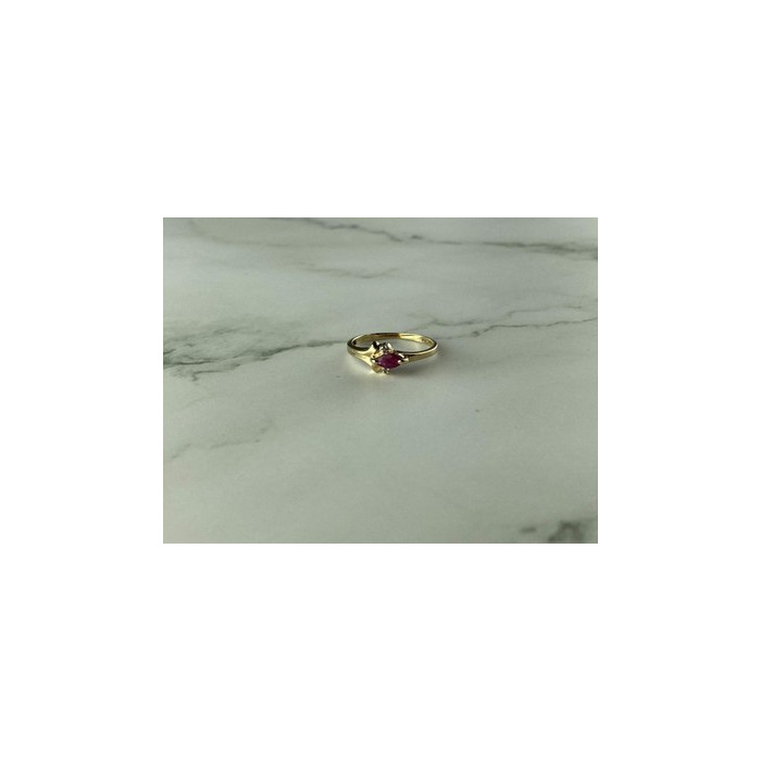 10K YELLOW GOLD RUBY & DIAMONDS RING SIZE 6.75