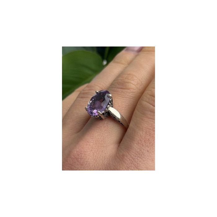 Beautiful Vintage 925 Sterling Silver Amethyst Ring Size 9