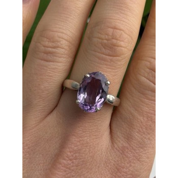 Beautiful Vintage 925 Sterling Silver Amethyst Ring Size 9