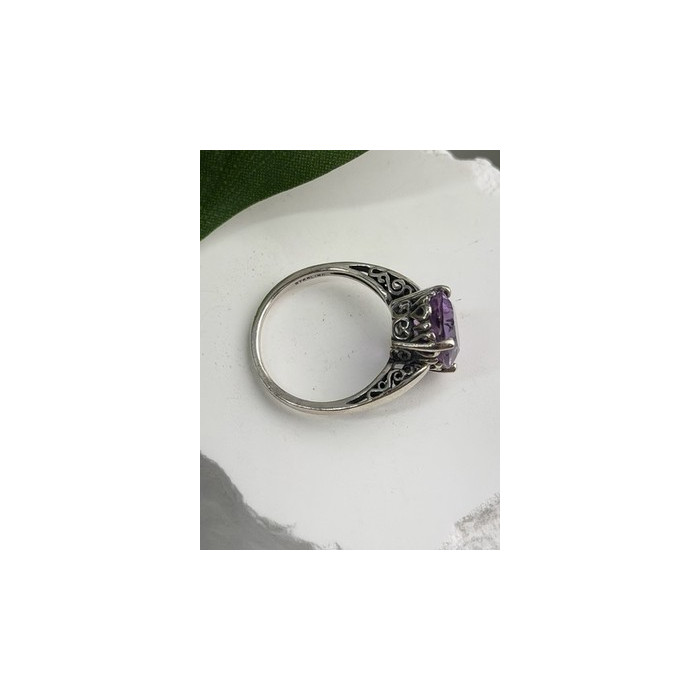 Beautiful Vintage 925 Sterling Silver Amethyst Ring Size 9