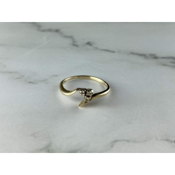 14K YELLOW GOLD DIAMONDS RING SIZE 6.75