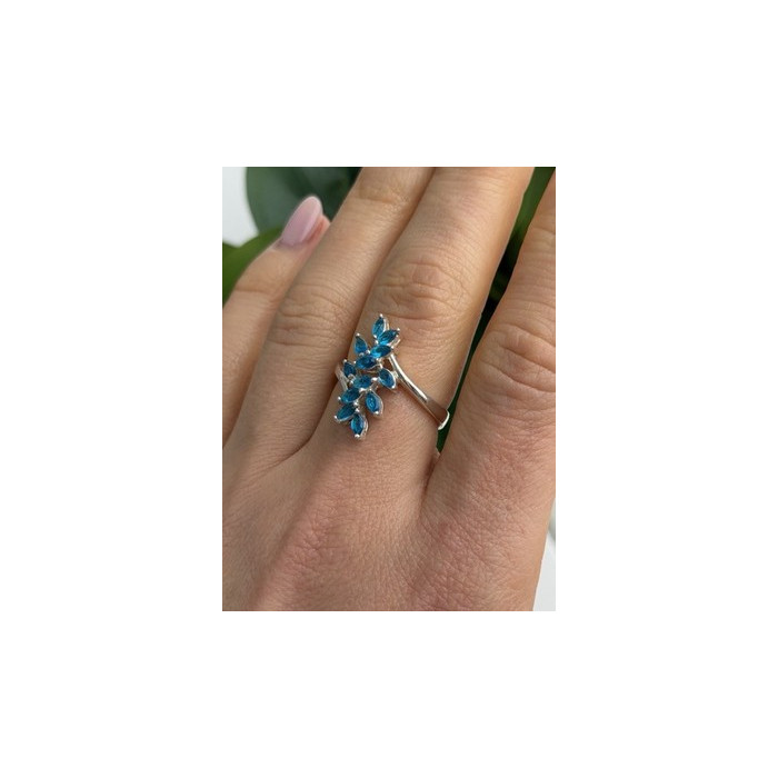 925 Sterling Silver Blue Topaz Ring Size 8