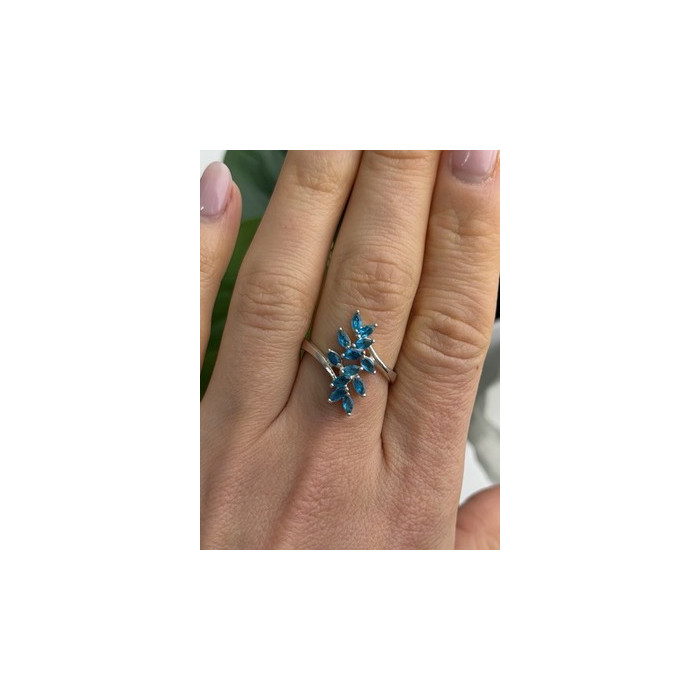 925 Sterling Silver Blue Topaz Ring Size 8