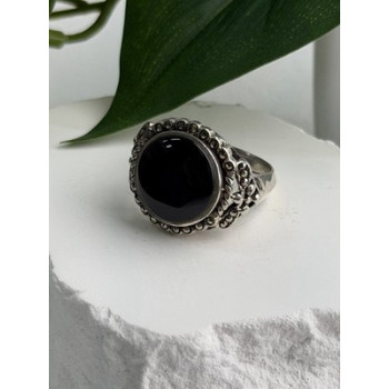 Vintage 925 Sterling Silver Black Onyx & Marcasite Ring Size 9