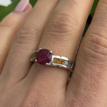 TGGC 925 Sterling Silver Ruby & Multi Color Spinel Stones Ring Size 8