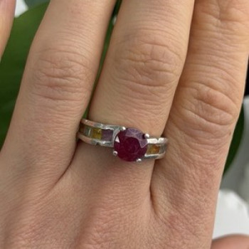 TGGC 925 Sterling Silver Ruby & Multi Color Spinel Stones Ring Size 8