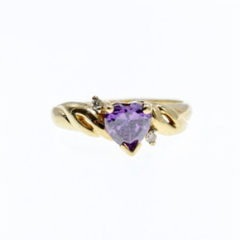 10K Yellow Gold Amethyst & Diamonds Heart Ring Size 6.75