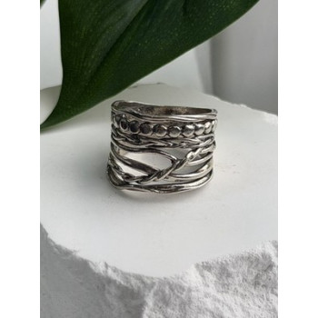 KTC Israel 925 Sterling Silver Ring Size 8