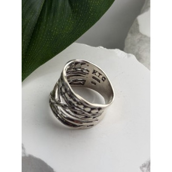 KTC Israel 925 Sterling Silver Ring Size 8