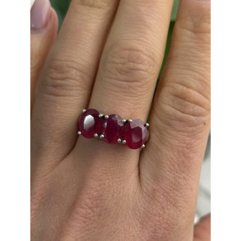 TGGC 925 Sterling Silver Ruby Ring Size 9