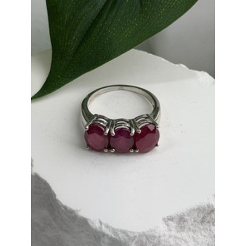 TGGC 925 Sterling Silver Ruby Ring Size 9