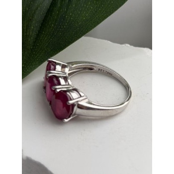 TGGC 925 Sterling Silver Ruby Ring Size 9