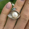 Beautiful Design 925 Sterling Silver Pearl & Topaz Ring Size 5