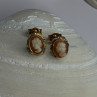 10K Yellow Gold Vintage Oval Cameo Stud Earrings Length 0.40 Inch