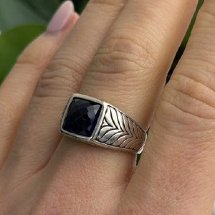 Vintage 925 Sterling Silver Sapphire Ring Size 7.5