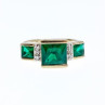 10K Yellow Gold Emerald & Diamonds Ring Size 5.5