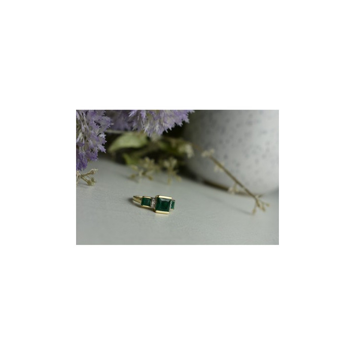 10K YELLOW GOLD EMERALD & DIAMONDS RING SIZE 5.5