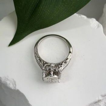 AshleyMaria Monogram 925 Sterling Silver Ring Size 8