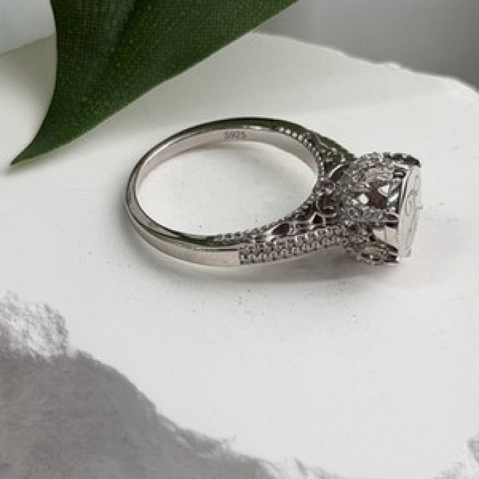 AshleyMaria Monogram 925 Sterling Silver Ring Size 8