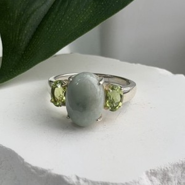 Joy 925 Sterling Silver Jade & Peridot Ring Size 10