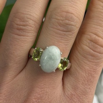 Joy 925 Sterling Silver Jade & Peridot Ring Size 10