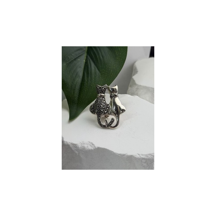Two Cats 925 Sterling Silver Marcasite Brooch