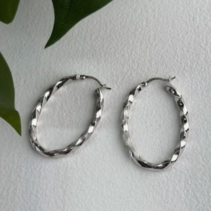 Lovely Design 925 Sterling Silver Earrings