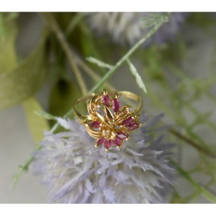 14K Yellow Gold Spinel & Diamonds Ring Size 10.5