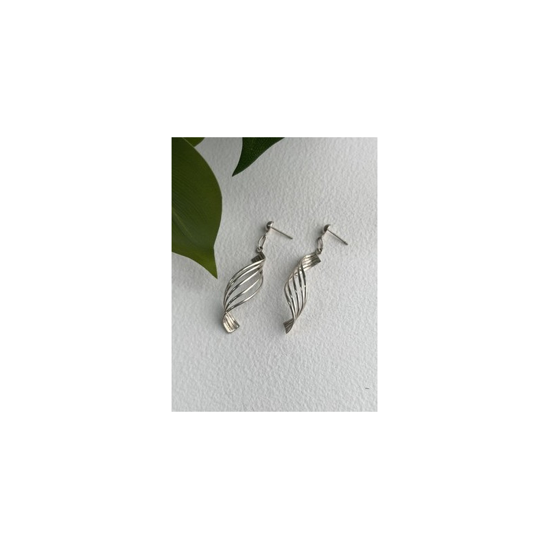 Elegant Vintage 925 Sterling Silver Earrings