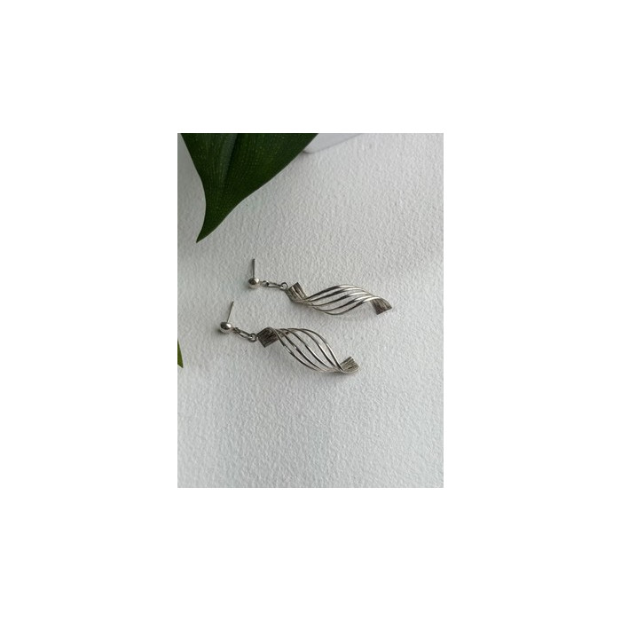 Elegant Vintage 925 Sterling Silver Earrings