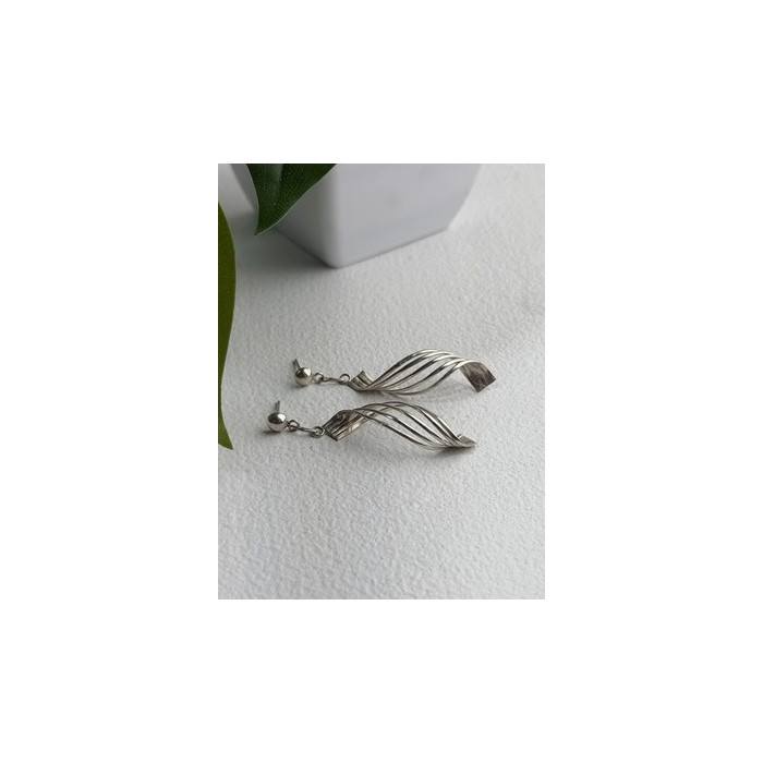 Elegant Vintage 925 Sterling Silver Earrings