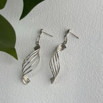 Elegant Vintage 925 Sterling Silver Earrings